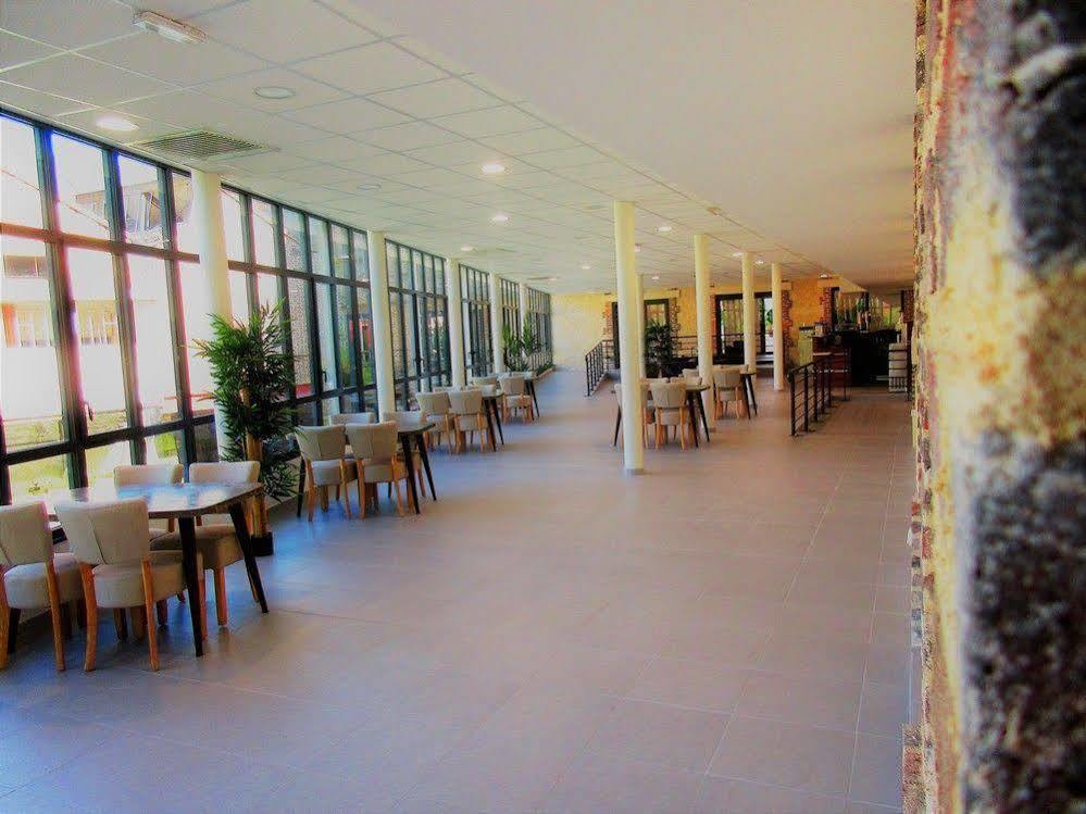 Aparthotel Zenao 3*