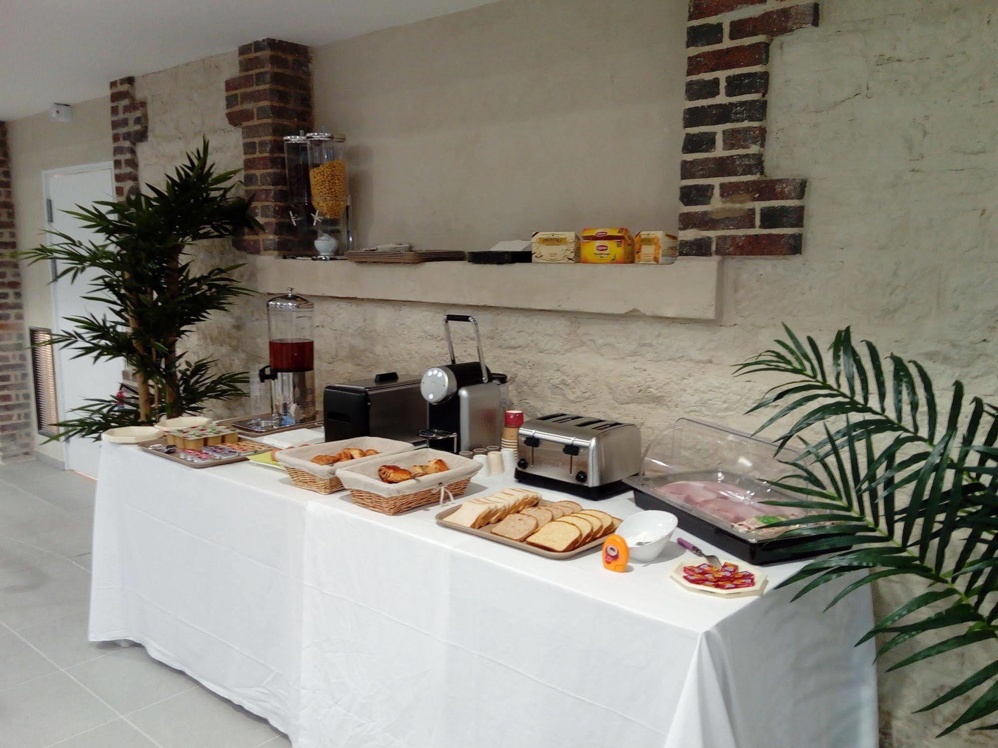 Aparthotel Zenao 3*