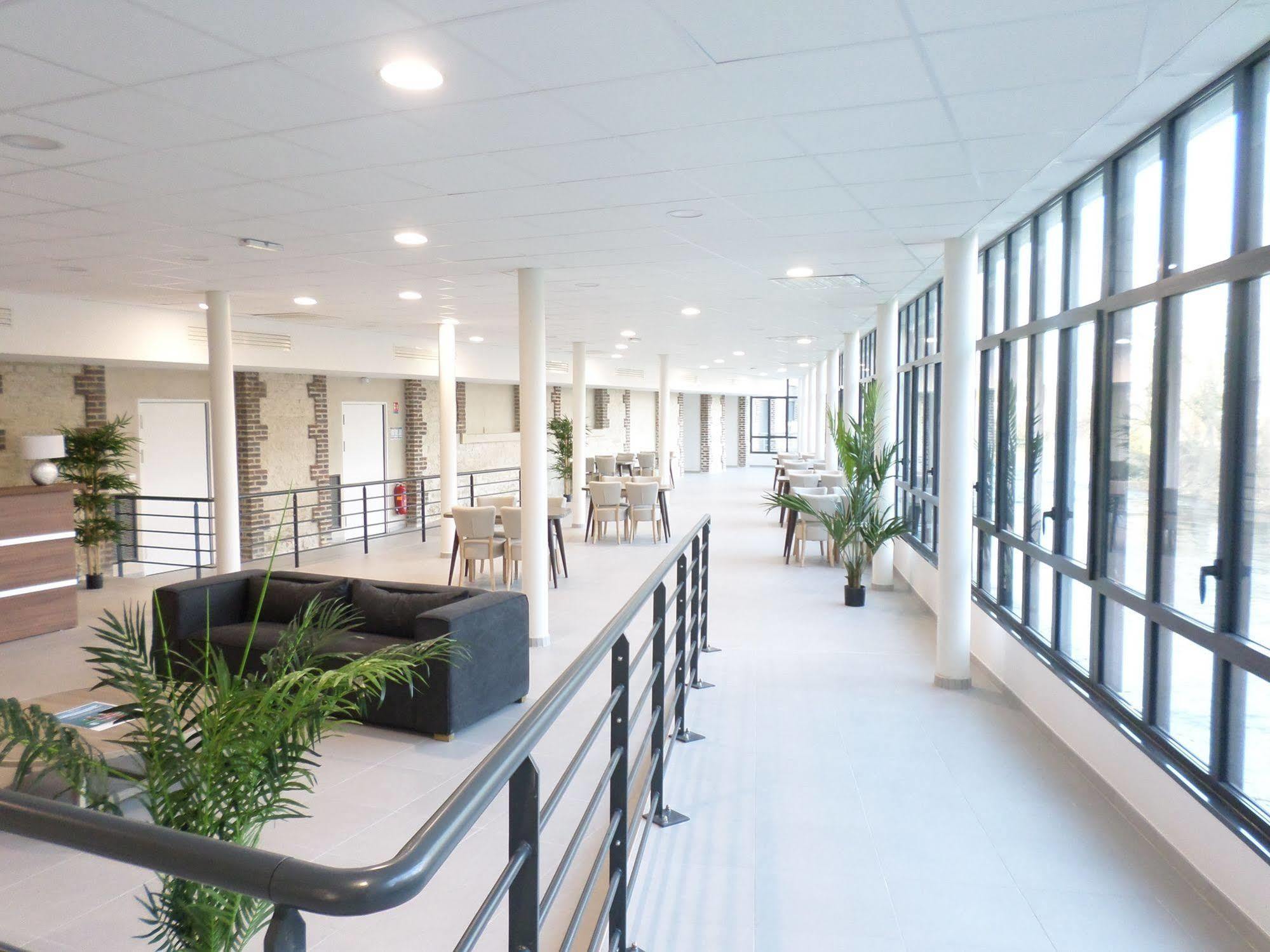 Zenao Aparthotel 3*